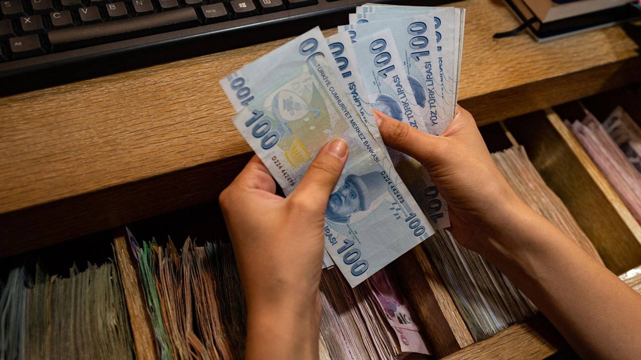 Ocak 2027 emekli ve memur zammı ne kadar olacak? İşte masadaki yeni hesaplamalar
